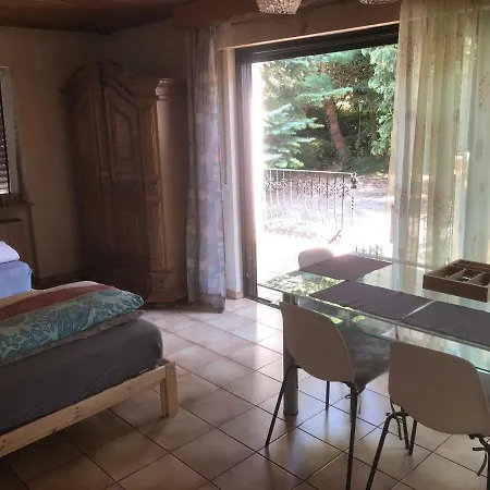 Gartenappartment 아파트